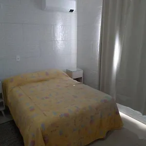  Casa de Férias Casa Agradável Em Camboriú Com Estacionamento No Pátio
